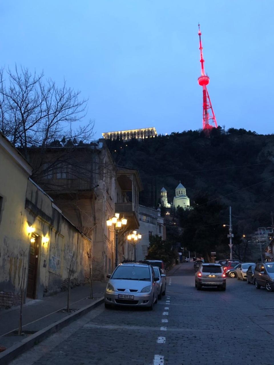 At Funicular Hostel Τυφλίδα Εξωτερικό φωτογραφία